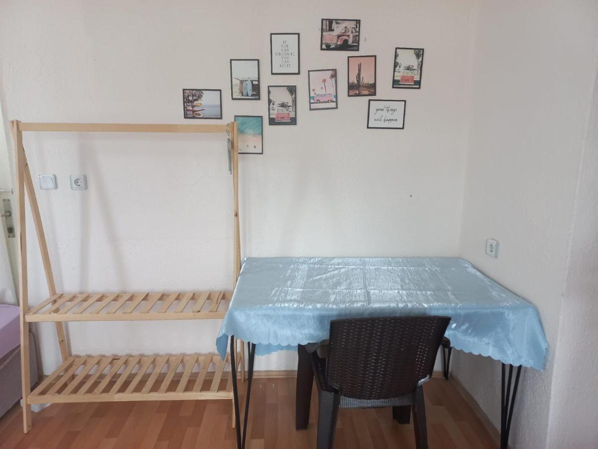 Adventurous Local Hostel 페티예 외부 사진