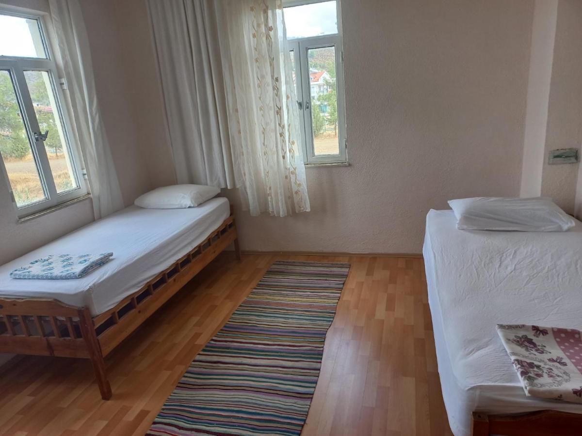 Adventurous Local Hostel 페티예 외부 사진